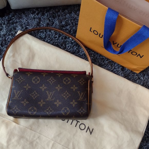 🌹Amazing Rare Louis Vuitton Recital - Picture 11 of 15